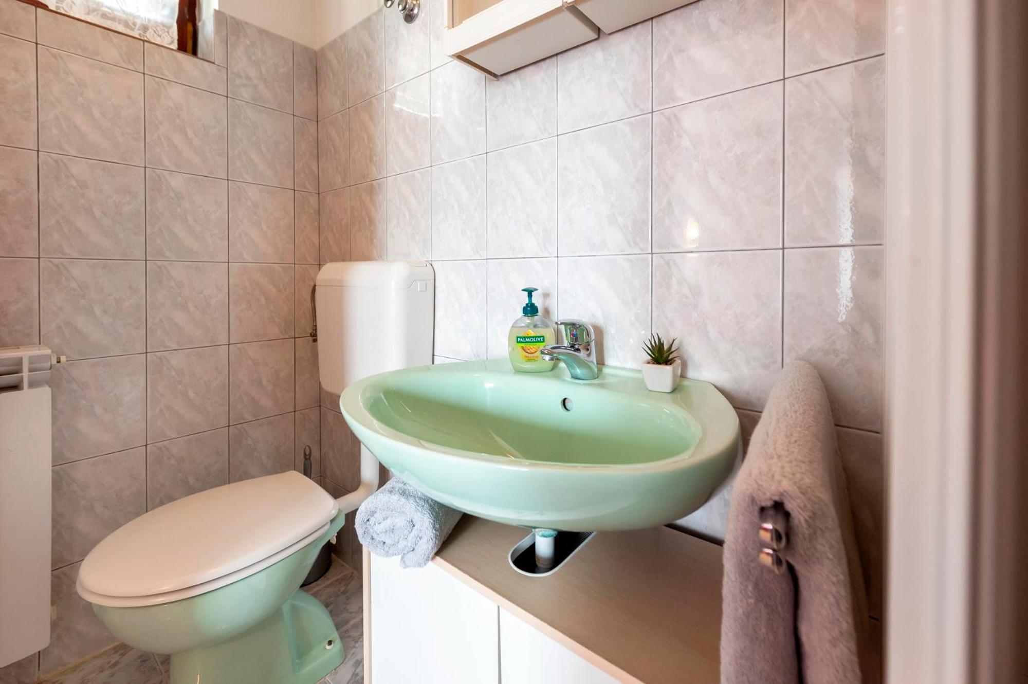 Apartments And Room Silvana Rovinj Exterior foto