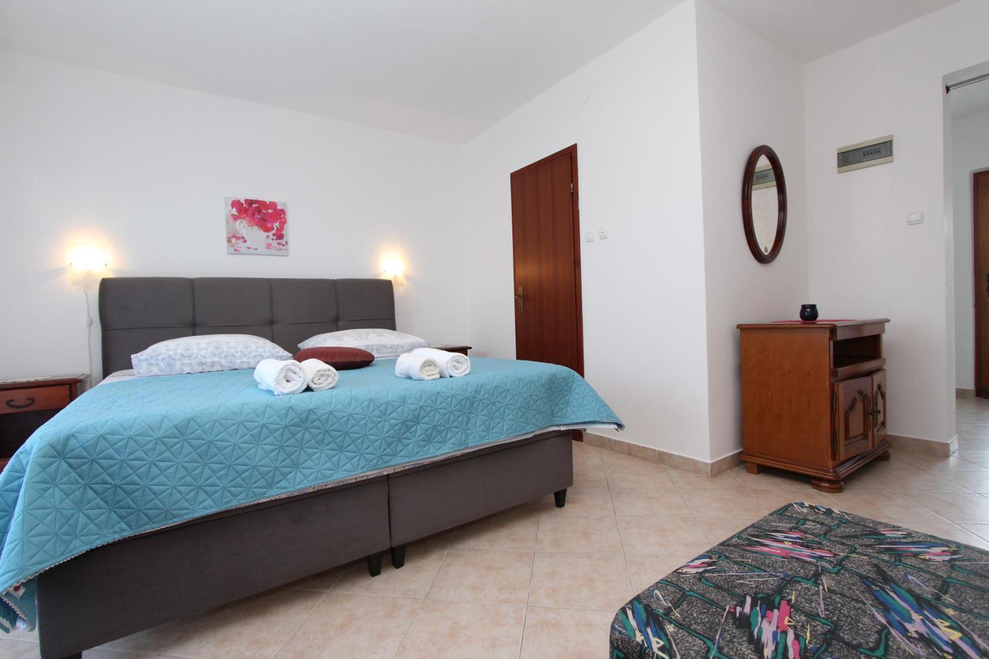 Apartments And Room Silvana Rovinj Exterior foto