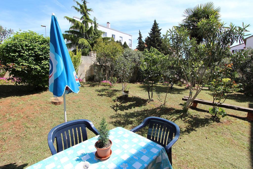 Apartments And Room Silvana Rovinj Exterior foto
